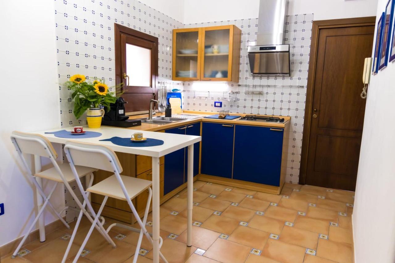 La Casina Di Luna Trani Buitenkant foto